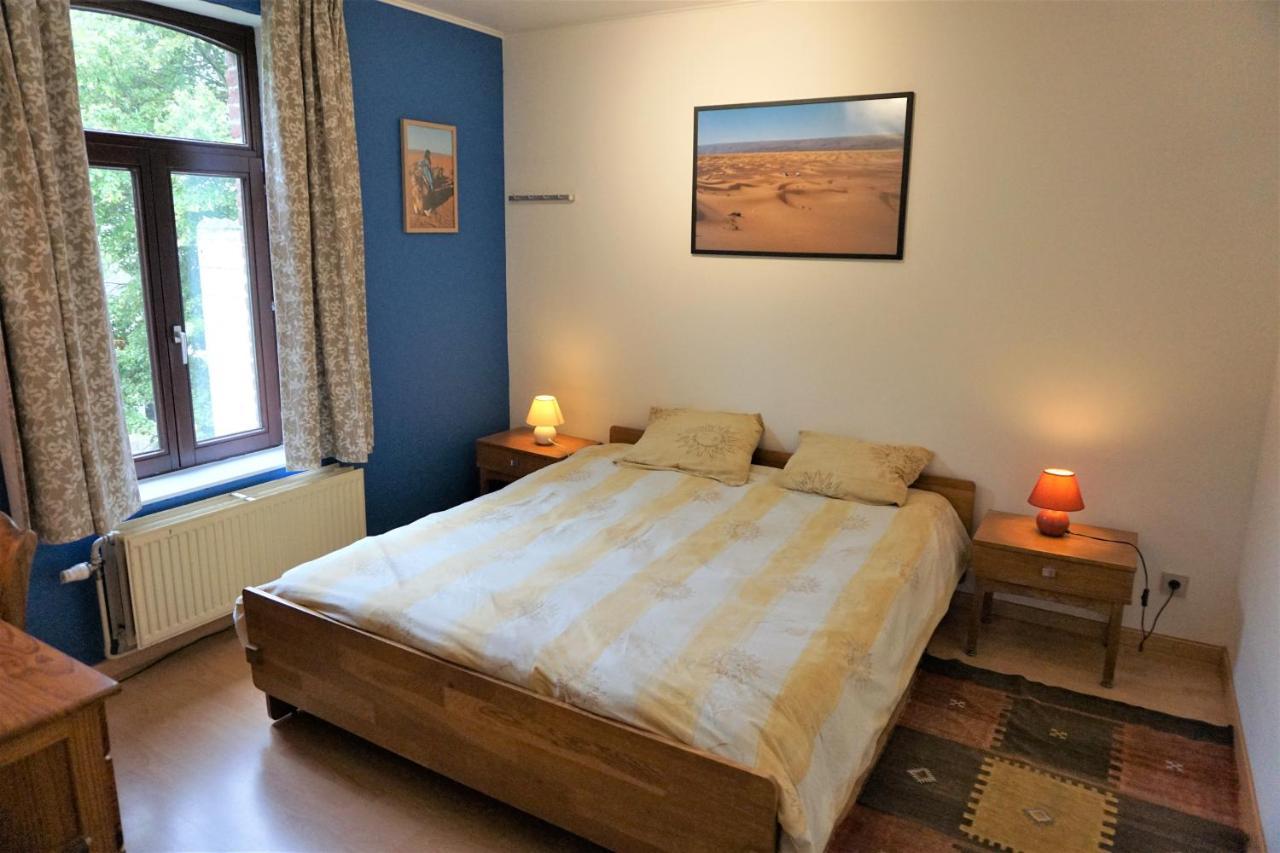 Au Randonneur - B&B Thuin Exteriér fotografie